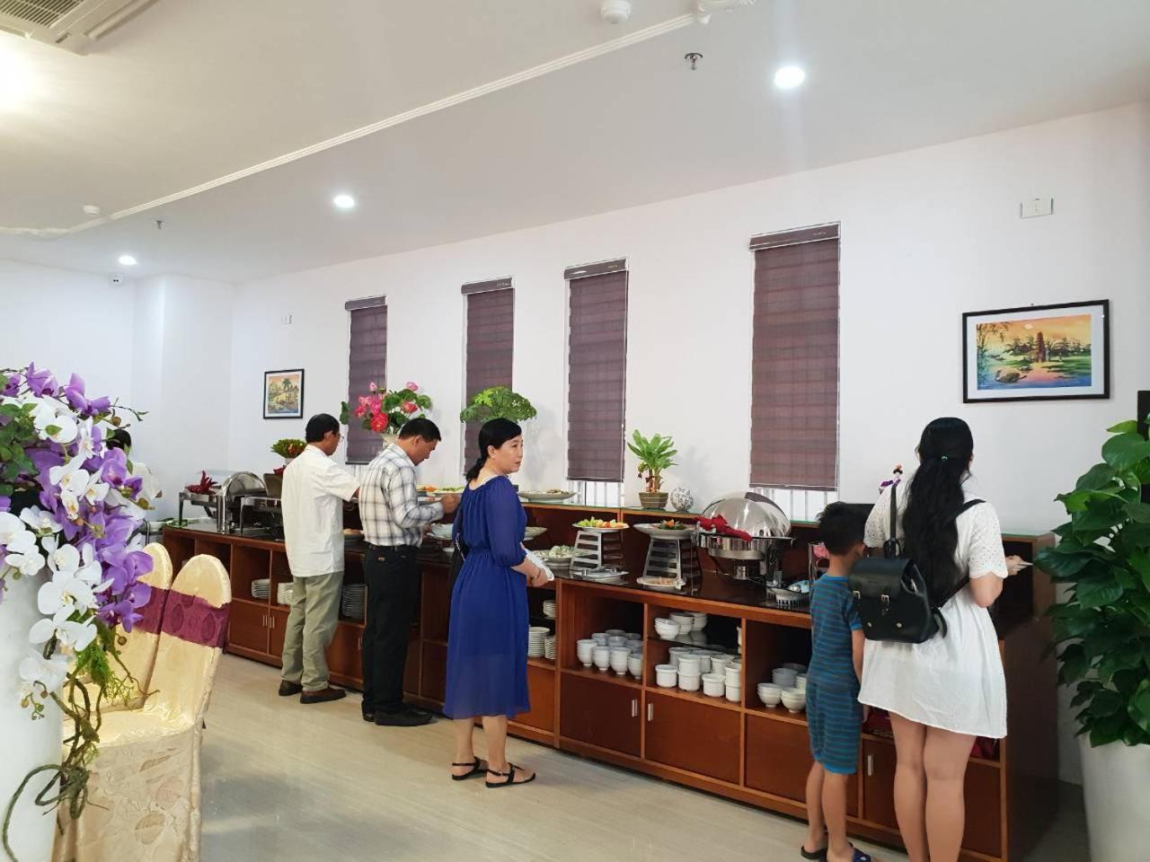 Osaka Quy Nhon Hotel Buitenkant foto